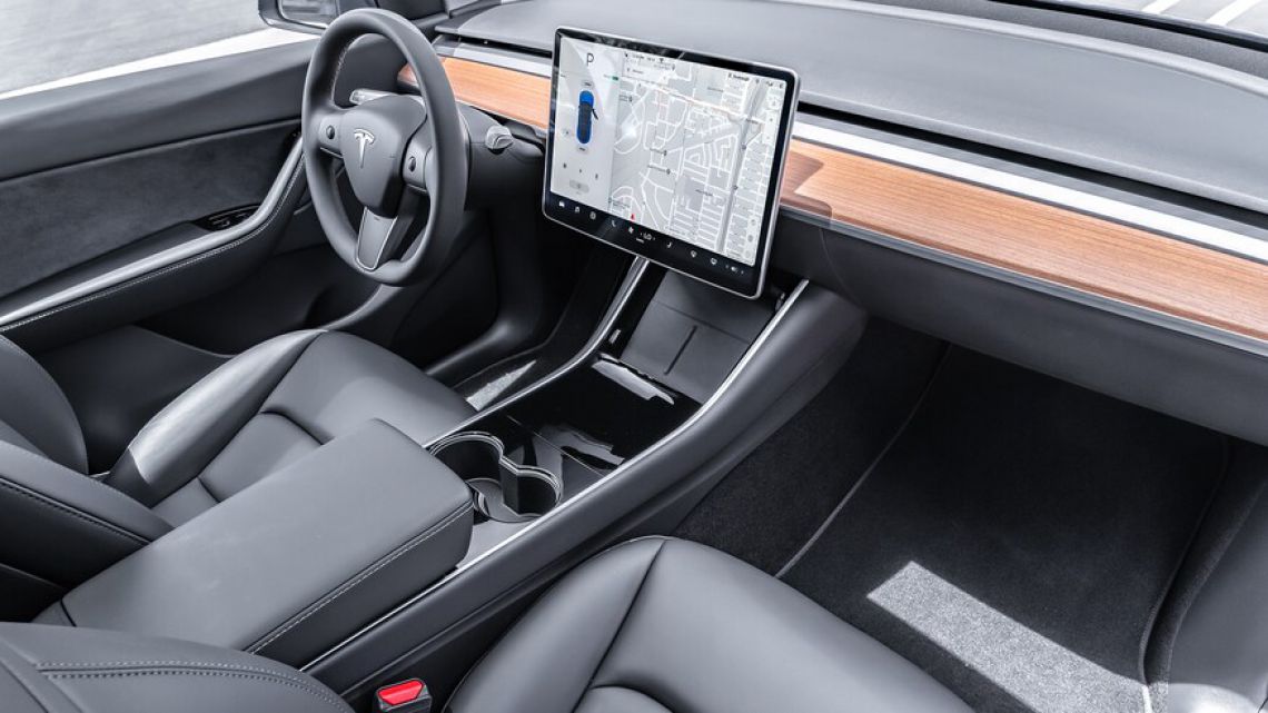 Model Y: User Interface